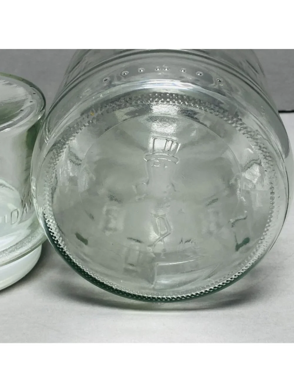 Planters clear glass